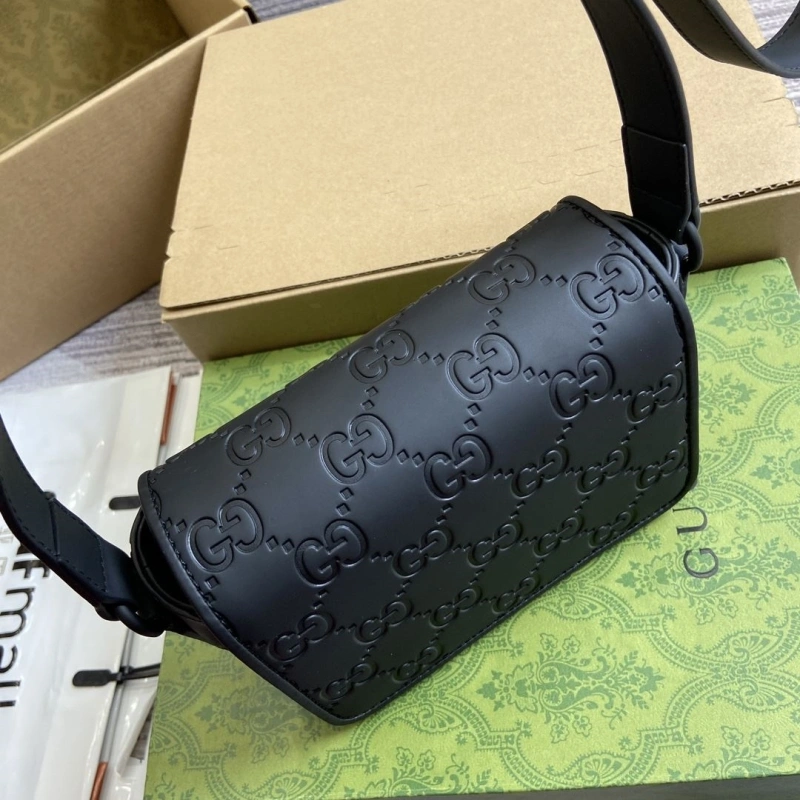 Gucci Satchel Bags 4011-0001