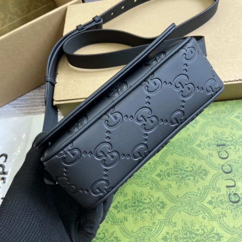 Gucci Satchel Bags 4011-0001