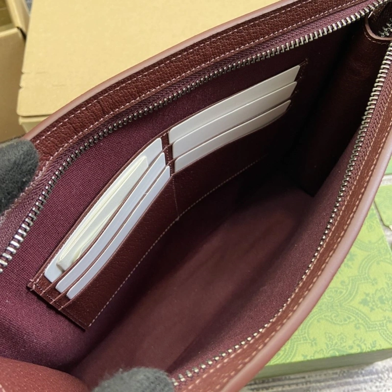 Gucci Clutch Bags 4011-0043