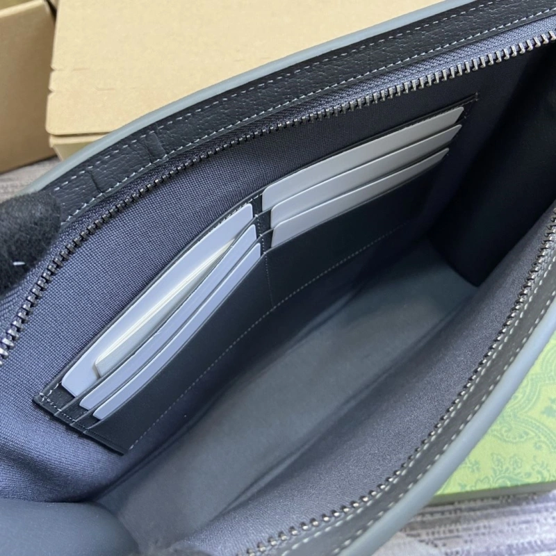 Gucci Clutch Bags 4011-0044