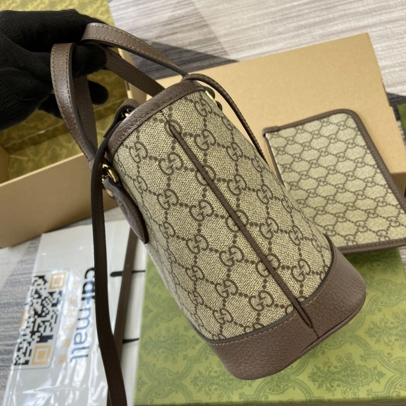 Gucci Shopping Bags 4011-0115