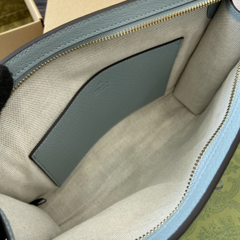 Gucci Clutch Bags 4011-0145