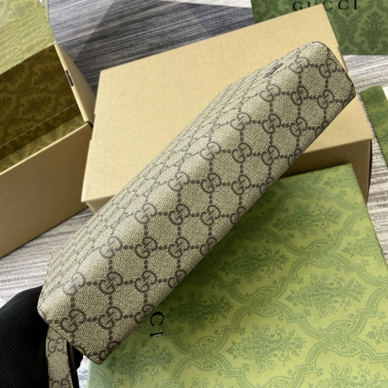 Gucci Clutch Bags 4011-0229