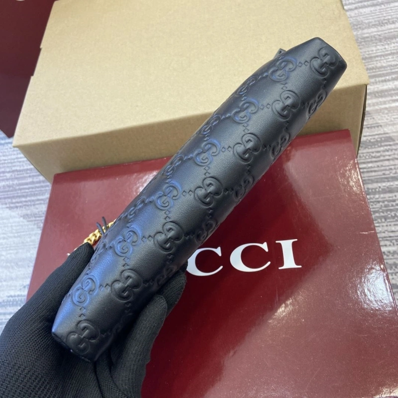 Gucci Top Handle Bags 4011B-0011