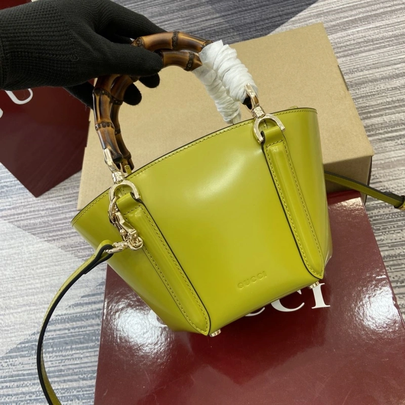 Gucci Shopping Bags 4011B-0038