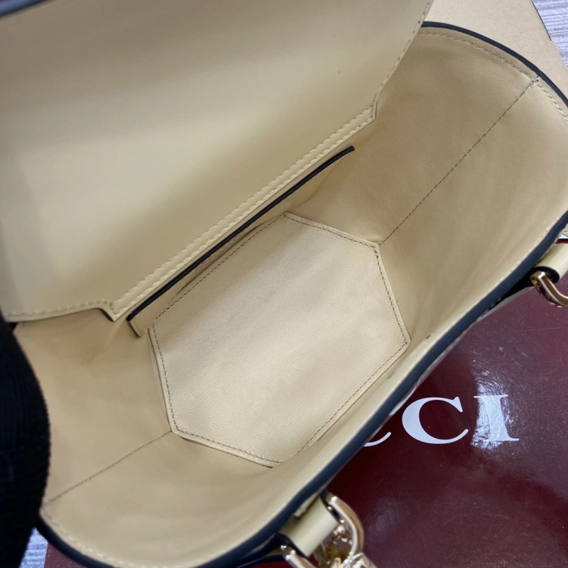 Gucci Shopping Bags 4011B-0039