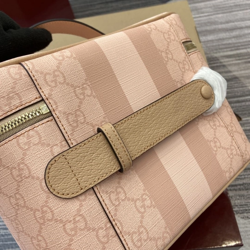 Gucci Cosmetic Bags 4011B-0117