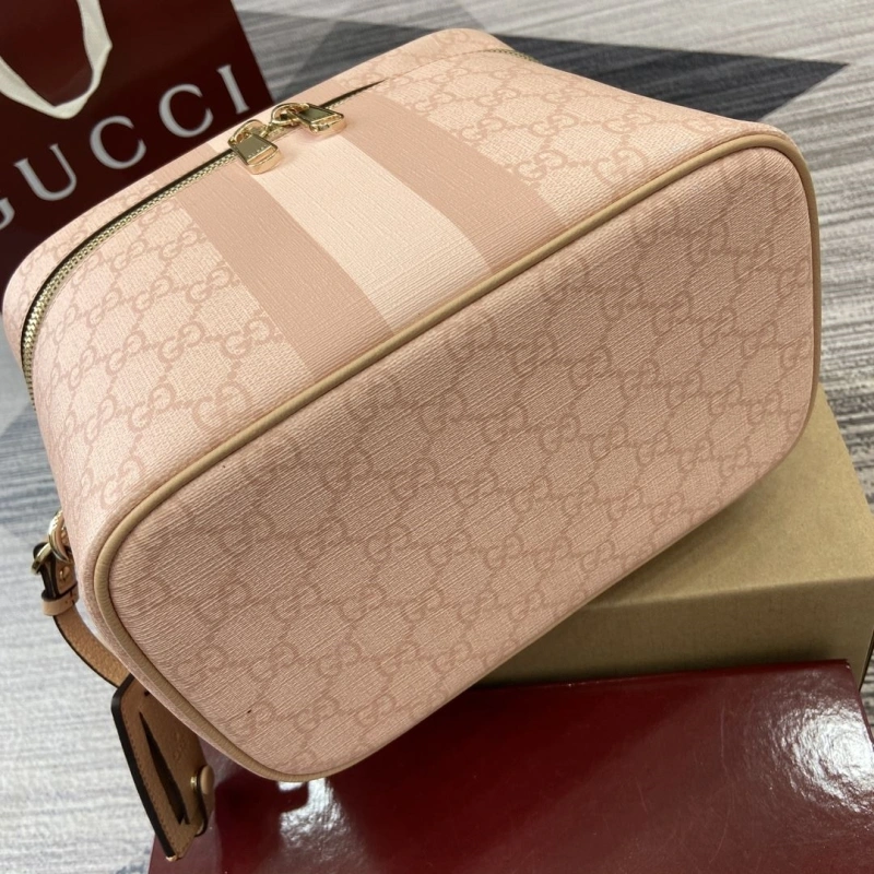Gucci Cosmetic Bags 4011B-0117