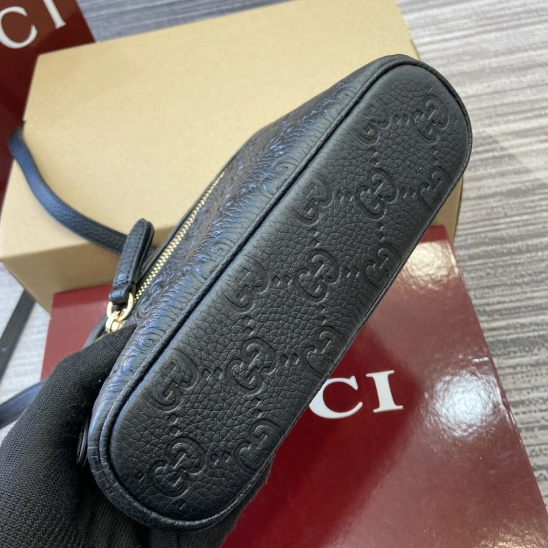 Gucci Cosmetic Bags 4011B-0122