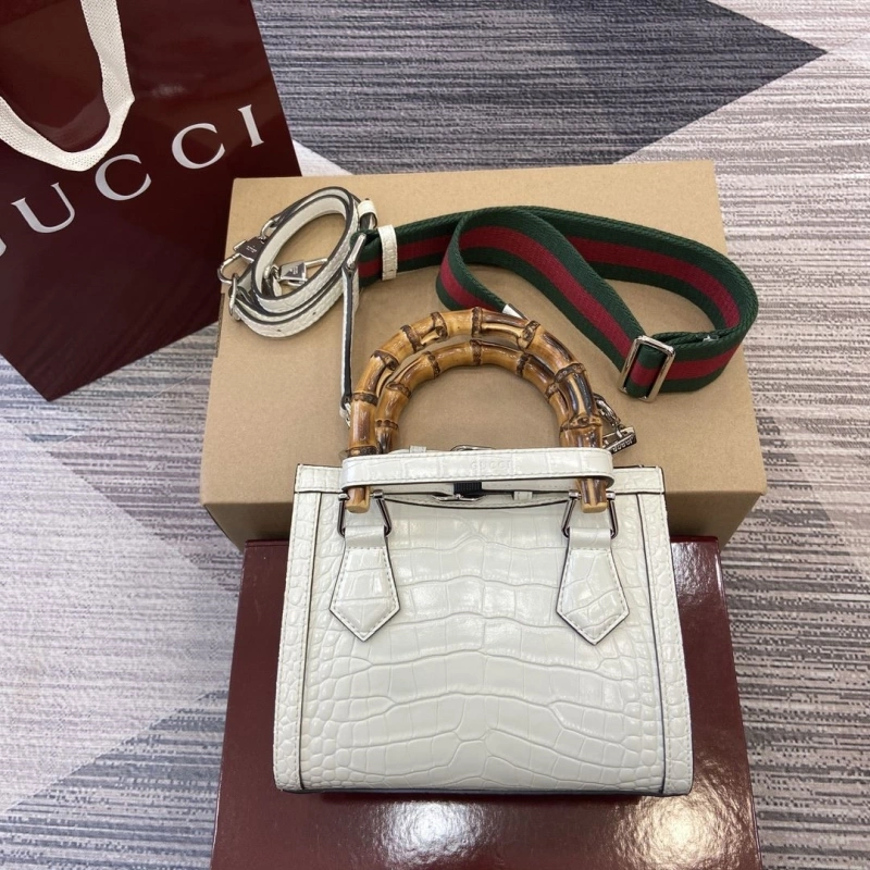 Gucci Top Handle Bags 4011B-0136