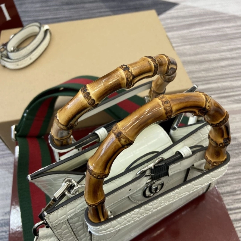 Gucci Top Handle Bags 4011B-0136