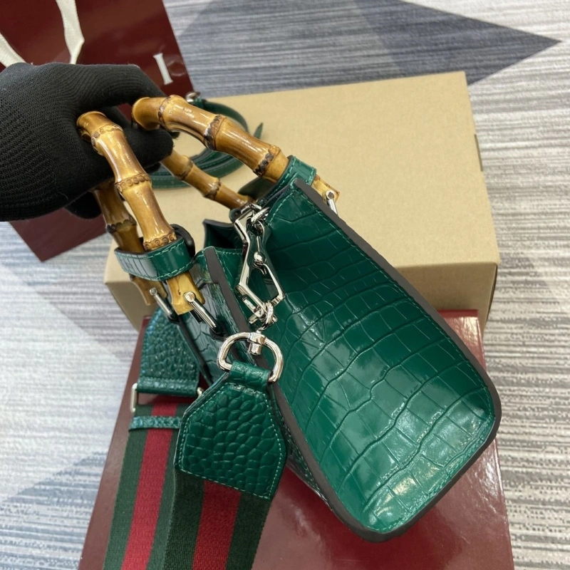 Gucci Top Handle Bags 4011B-0137