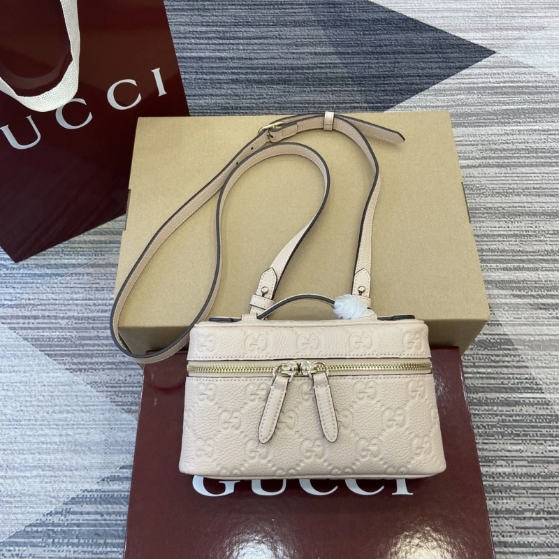 Gucci Top Handle Bags 4011C-0023