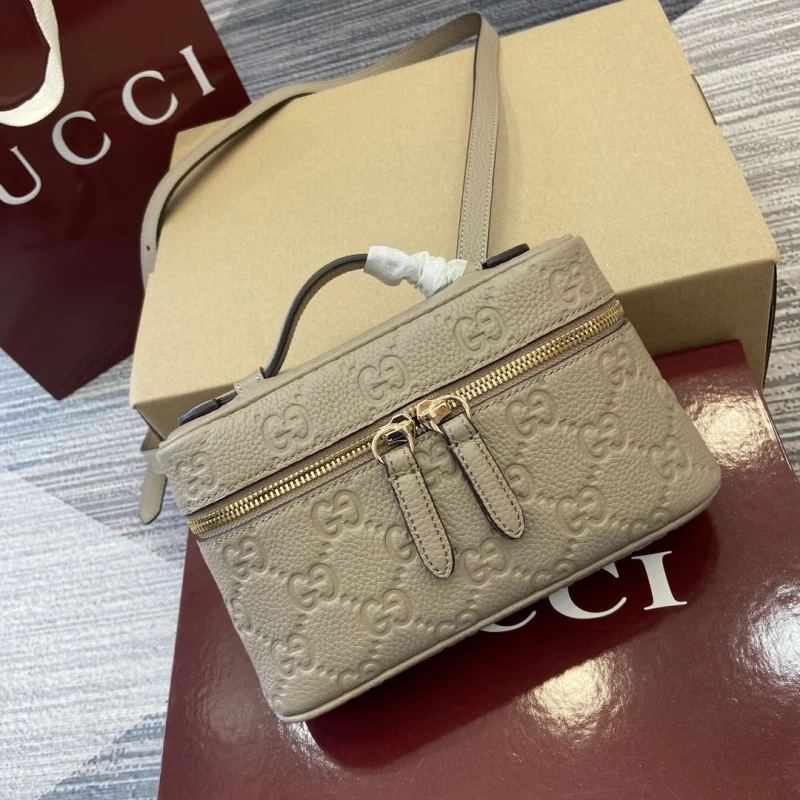 Gucci Top Handle Bags 4011C-0026