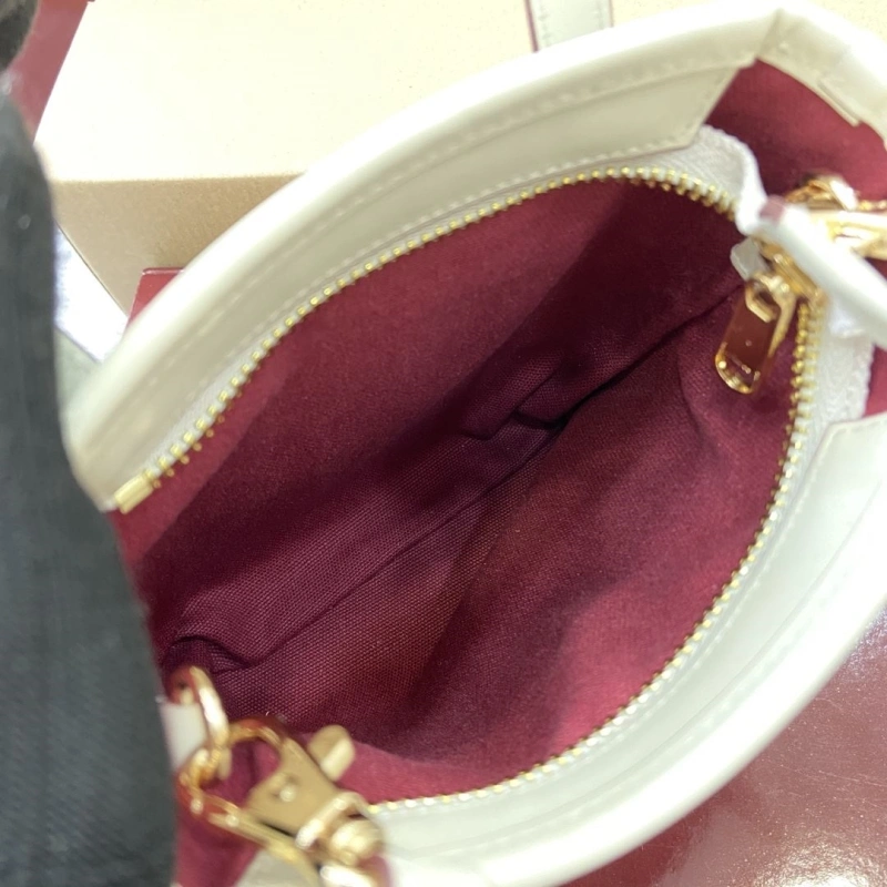 Gucci Top Handle Bags 4011C-0073