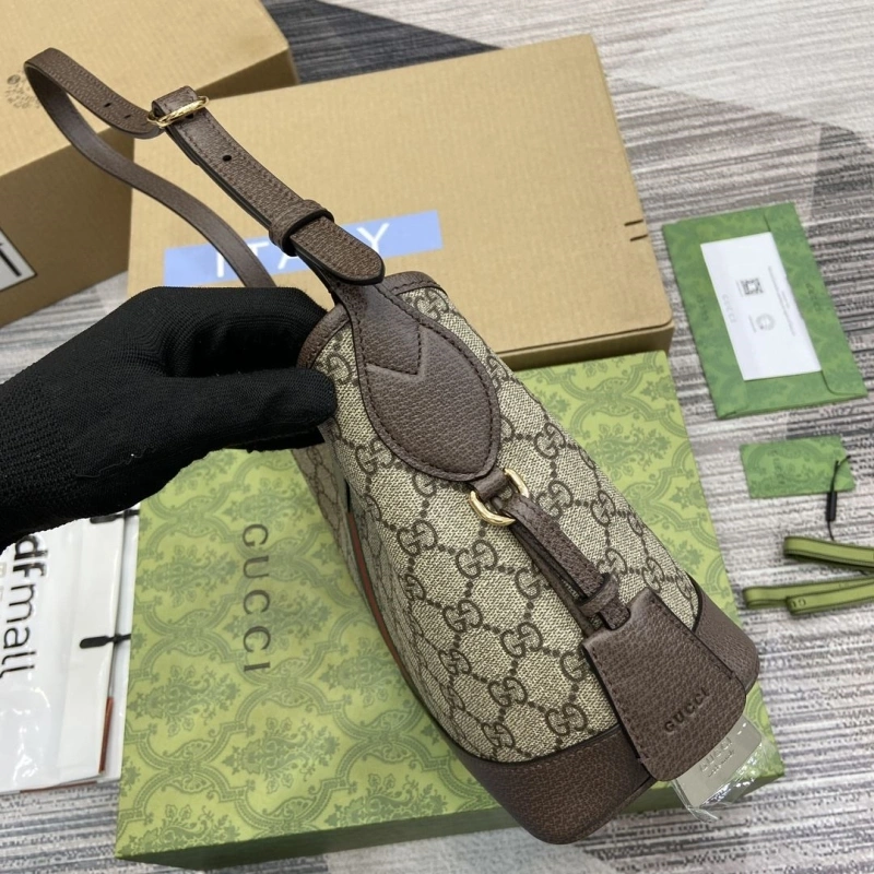 Gucci Top Handle Bags 4011H-0051