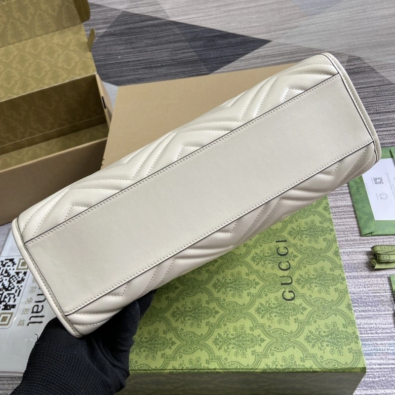 Gucci Shopping Bags 4011H-0111