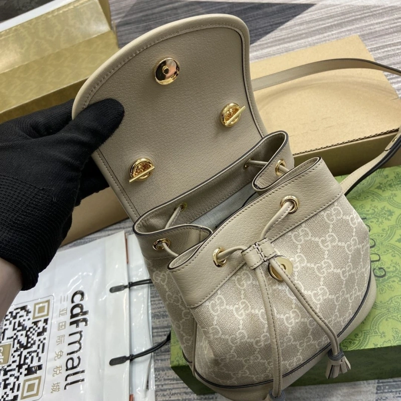 Gucci Backpacks 4011I-0006