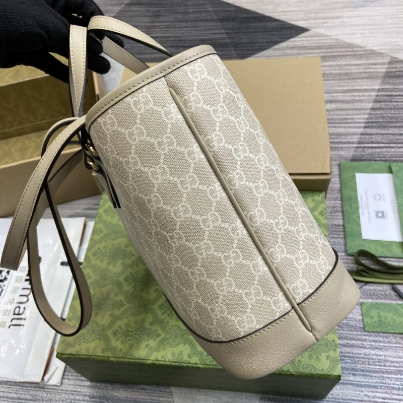 Gucci Shopping Bags 4011I-0010