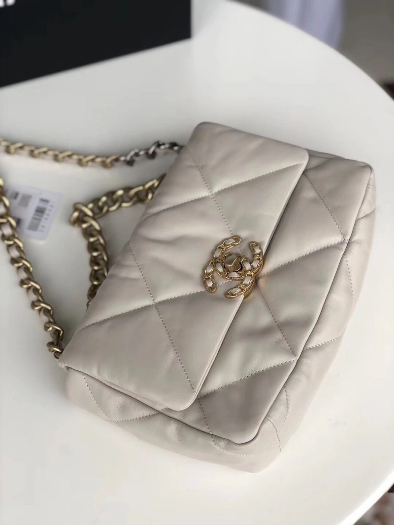 Chanel 19 Bags 4016A-0040