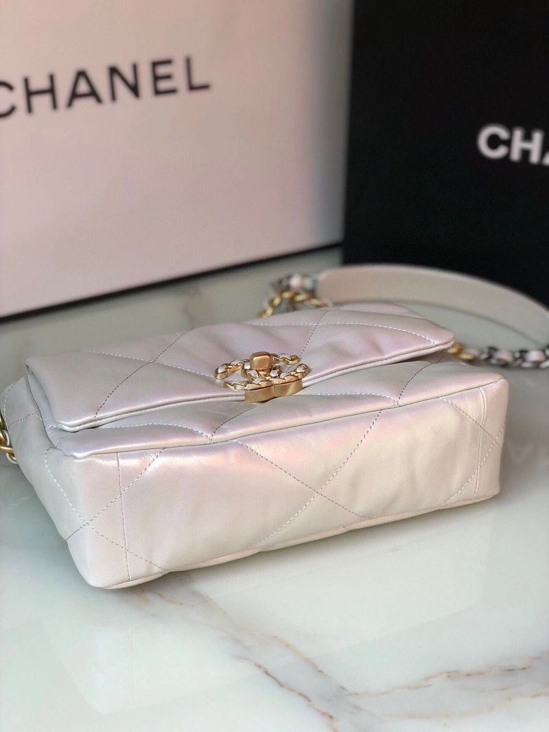 Chanel 19 Bags 4016A-0043