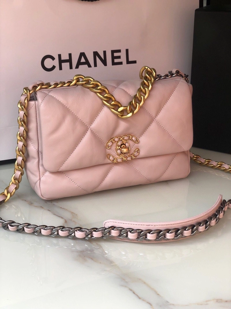 Chanel 19 Bags 4016A-0044
