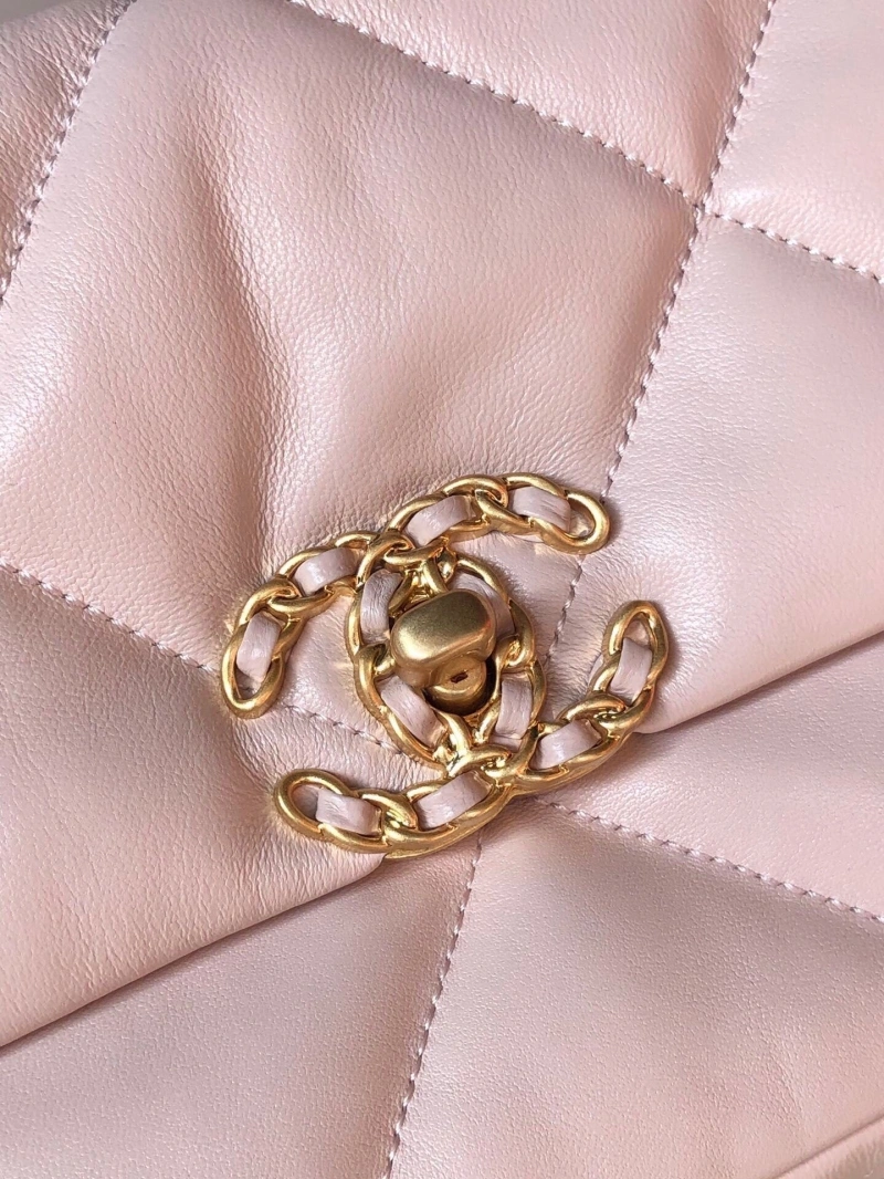 Chanel 19 Bags 4016A-0044