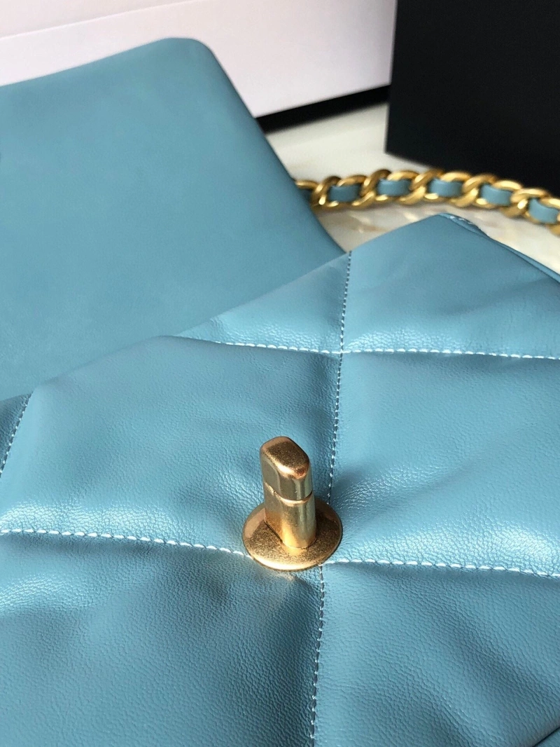 Chanel 19 Bags 4016A-0046