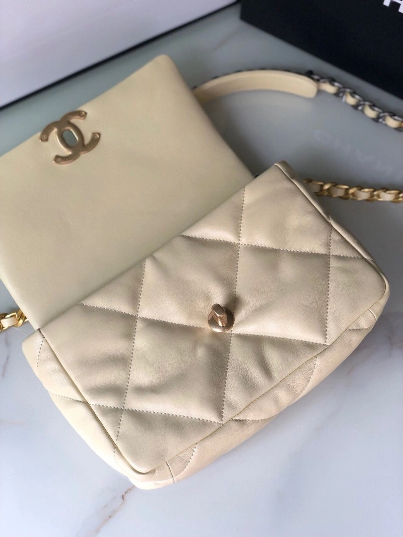 Chanel 19 Bags 4016A-0047