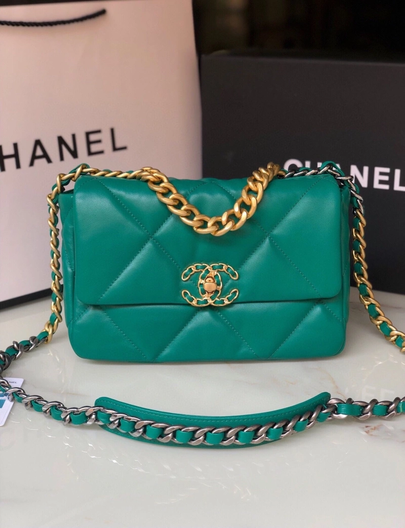 Chanel 19 Bags 4016A-0050