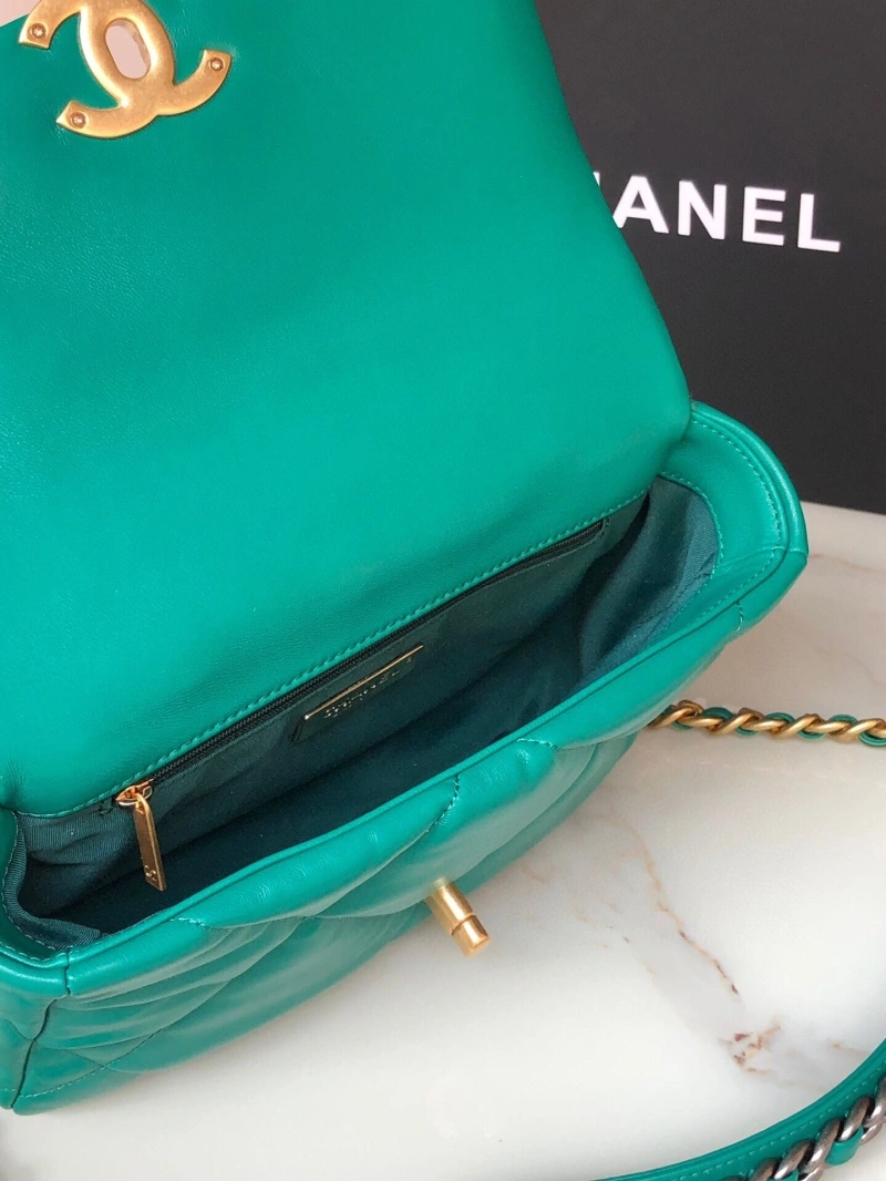 Chanel 19 Bags 4016A-0050