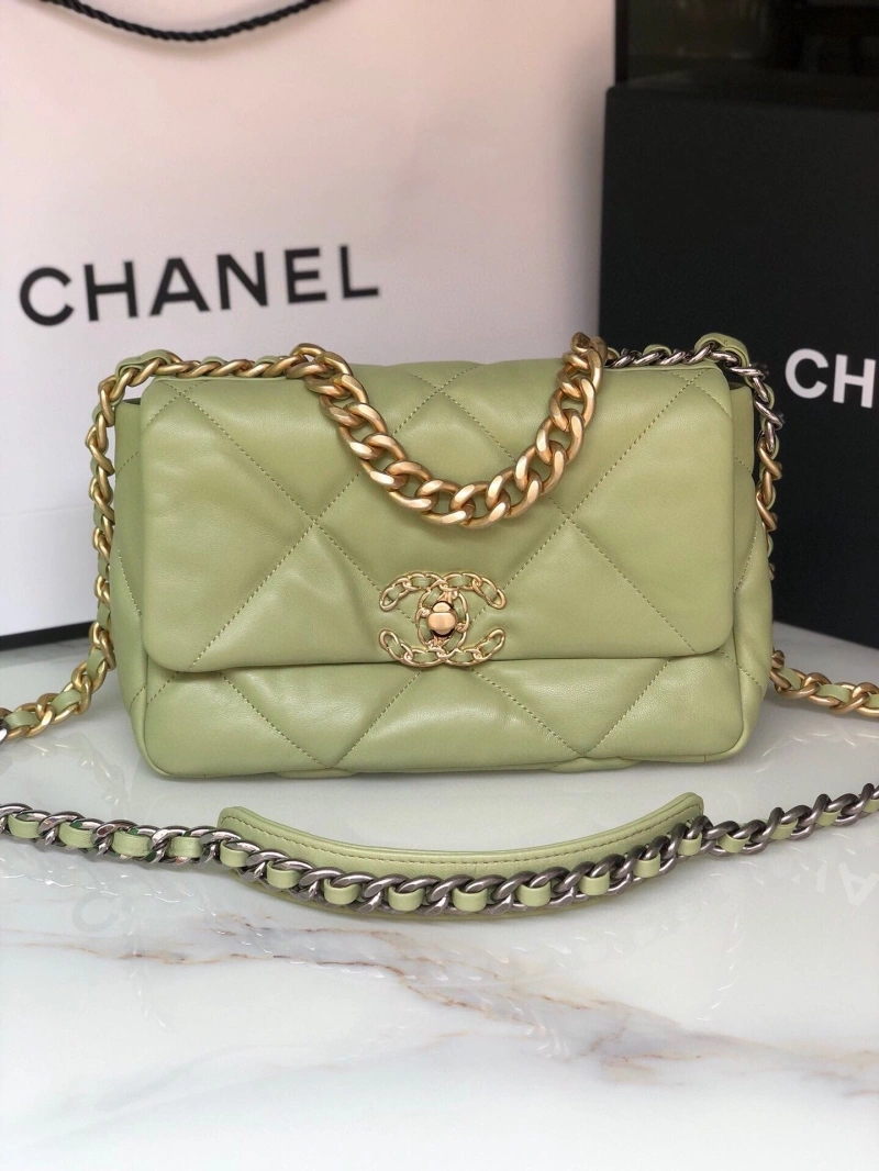 Chanel 19 Bags 4016A-0051