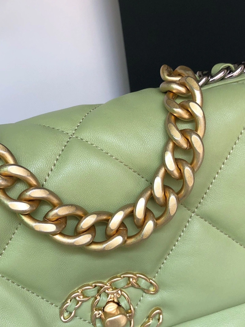Chanel 19 Bags 4016A-0051