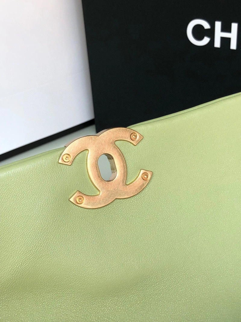Chanel 19 Bags 4016A-0051