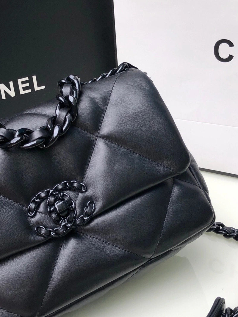 Chanel 19 Bags 4016A-0060