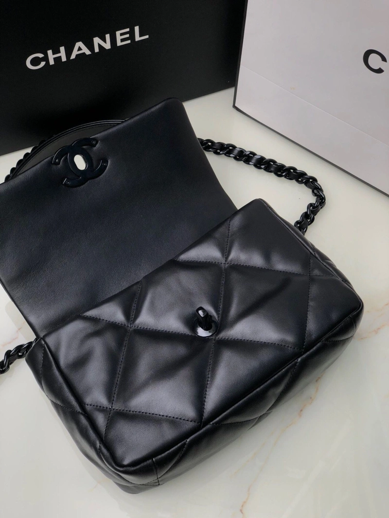 Chanel 19 Bags 4016A-0060