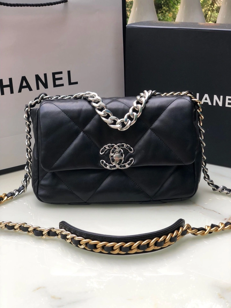 Chanel 19 Bags 4016A-0061