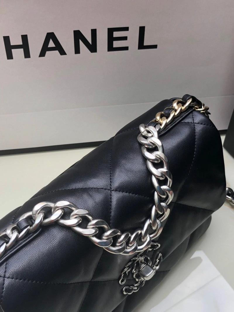 Chanel 19 Bags 4016A-0061