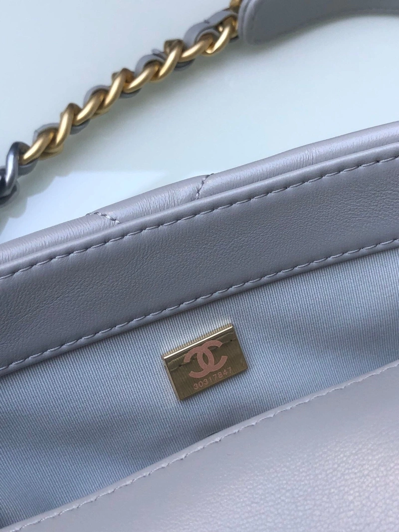 Chanel 19 Bags 4016A-0062