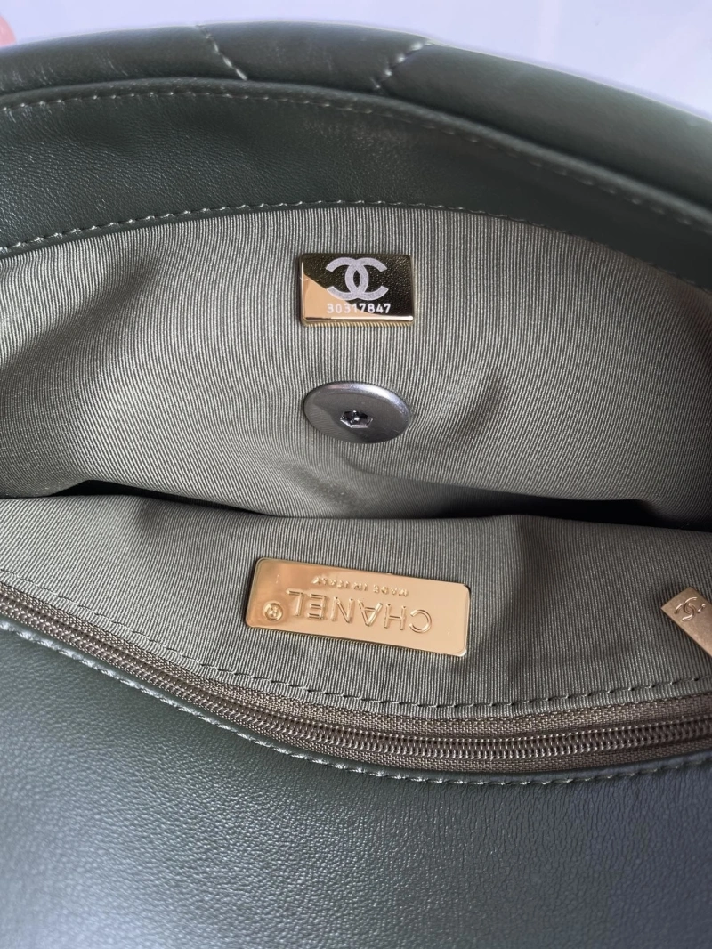 Chanel 19 Bags 4016A-0077