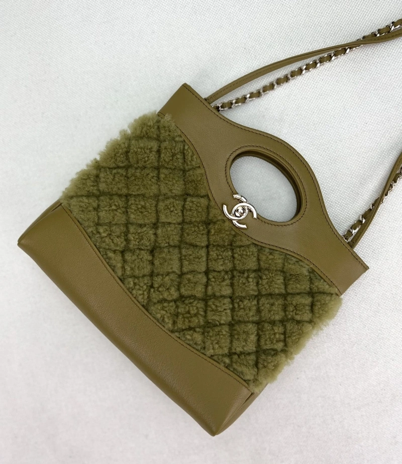 Chanel Top Handle Bags 4016A-0135