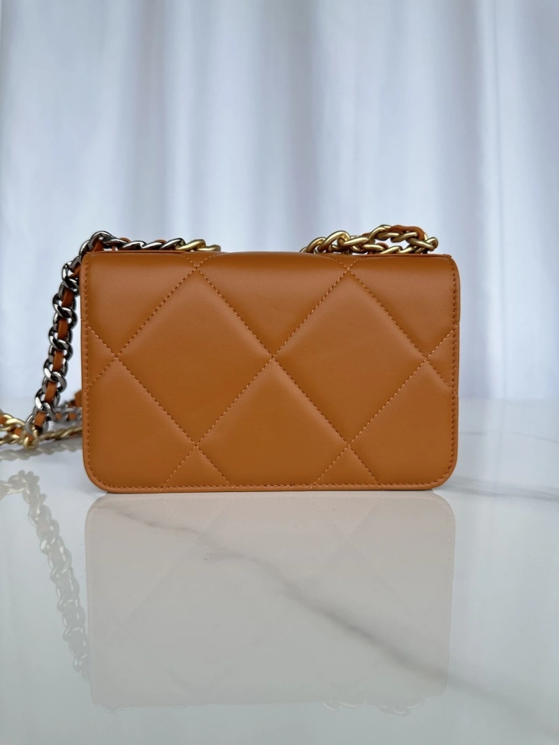 Chanel 19 Bags 4016A-0154