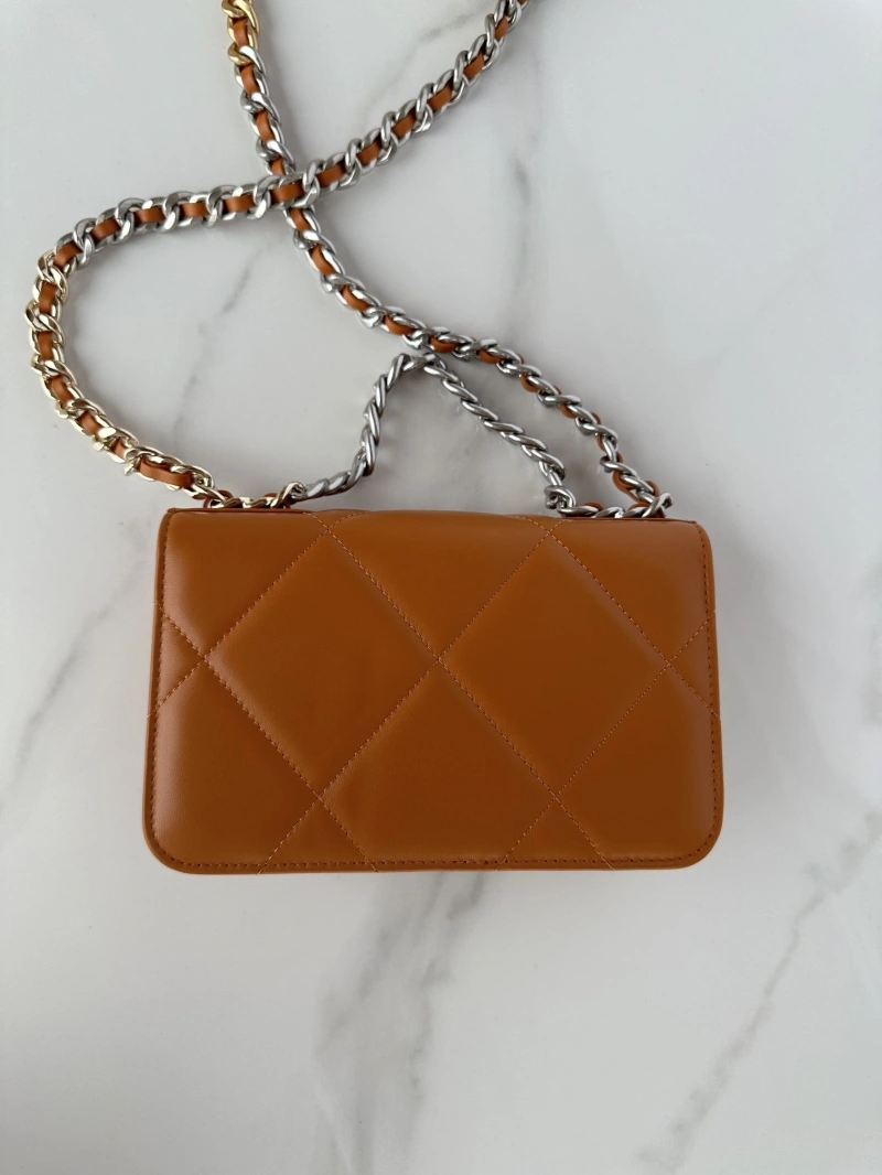 Chanel 19 Bags 4016A-0155