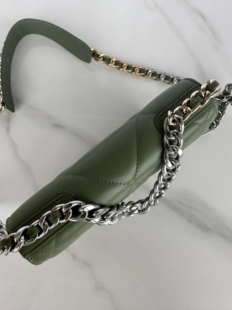 Chanel 19 Bags 4016A-0157