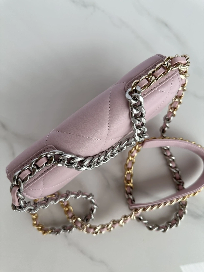 Chanel 19 Bags 4016A-0160