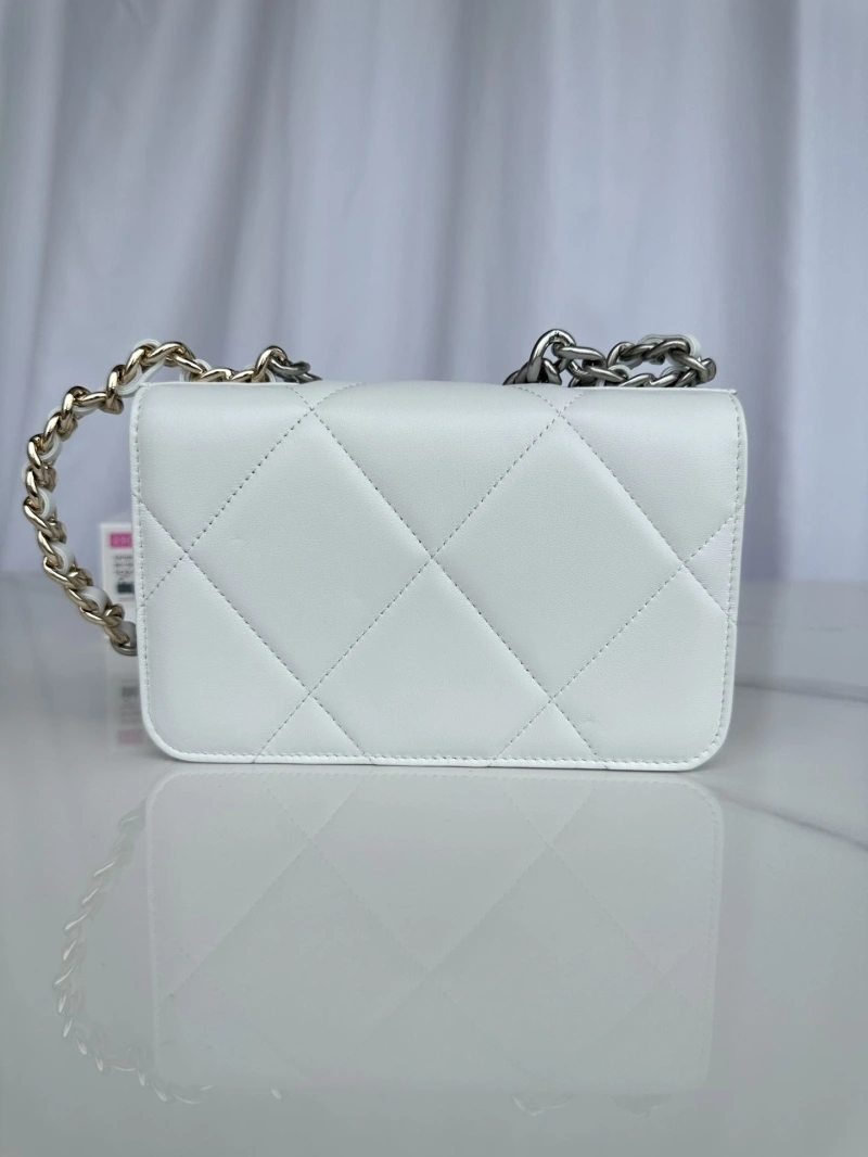 Chanel 19 Bags 4016A-0163