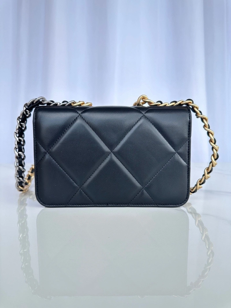 Chanel 19 Bags 4016A-0164