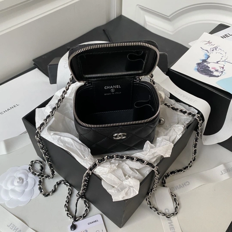Chanel Cosmetic Bags 4016A-0201