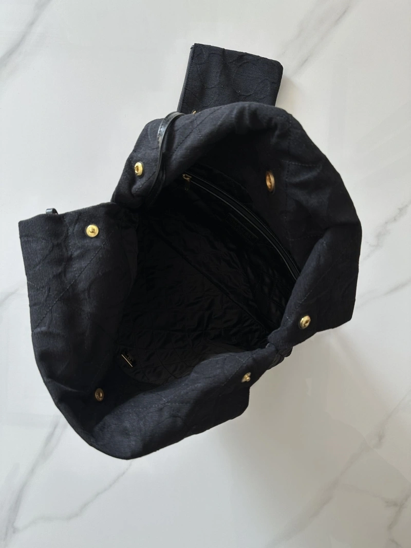 Chanel Gabrielle Bags 4016A-0589