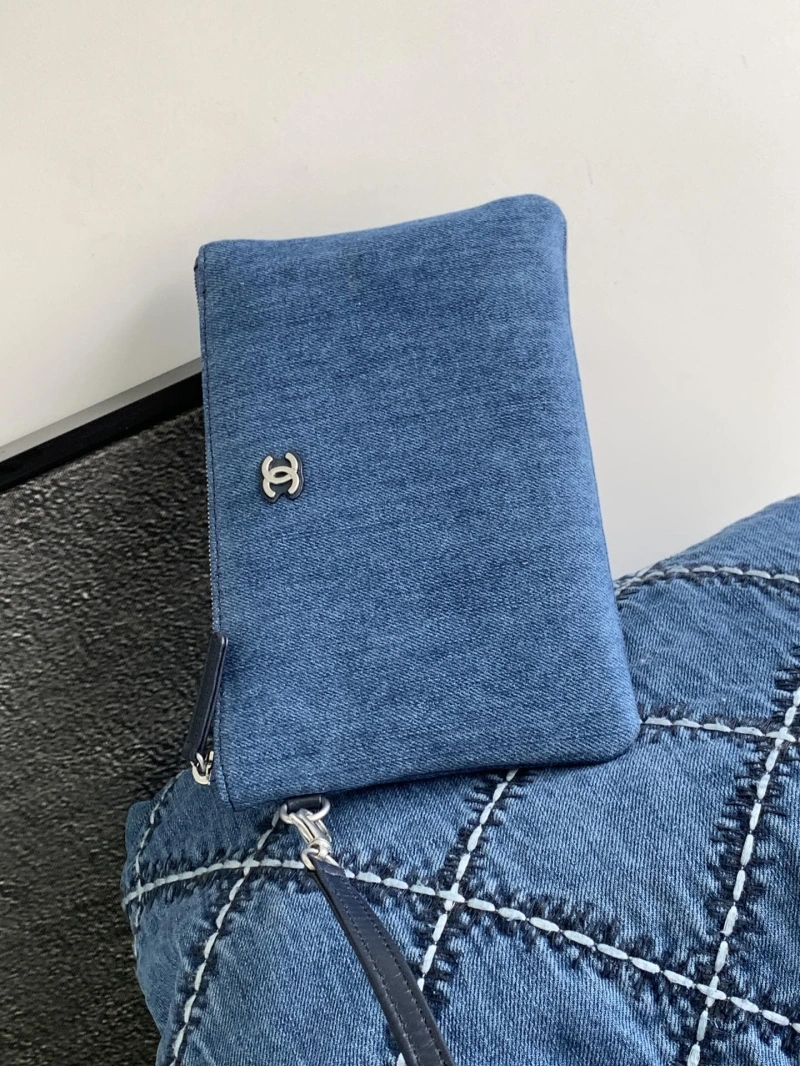 Chanel Gabrielle Bags 4016A-1142